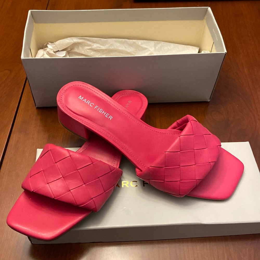 Marc Fisher Sandals 8.5